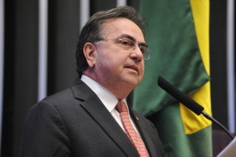 Senado rejeita texto que autorizava privatização de distribuidoras de energia
