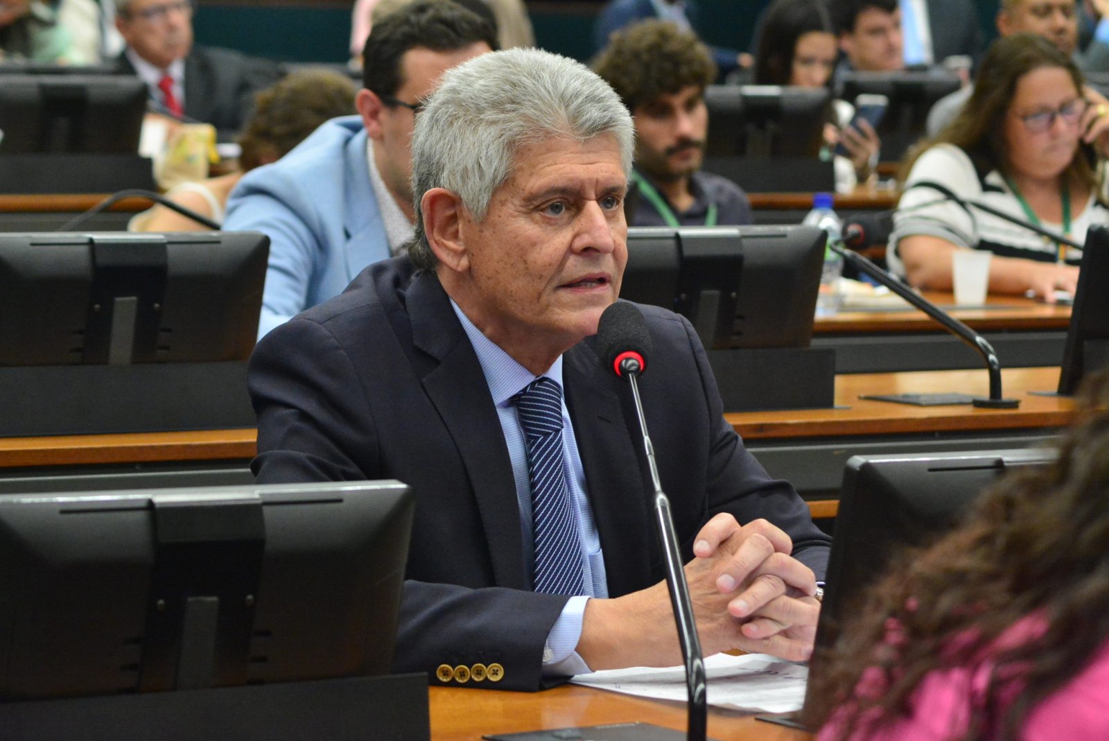 Comissão de Defesa da Pessoa Idosa aprova projeto de Afonso Motta que beneficia o idoso em caso de empate em licitação pública