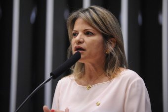 Comissão aprova regulamentação da profissão de supervisor educacional