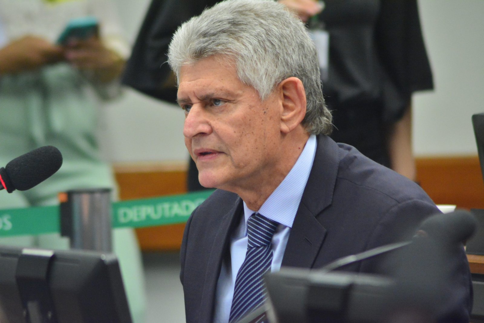 Proposta de Afonso Motta obriga reconhecimento de diploma de pós-graduação em psicomotricidade por conselho profissional