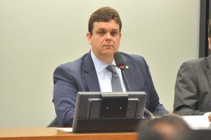 Câmara vai discutir plano de auxílio da União para estados, municípios e o DF