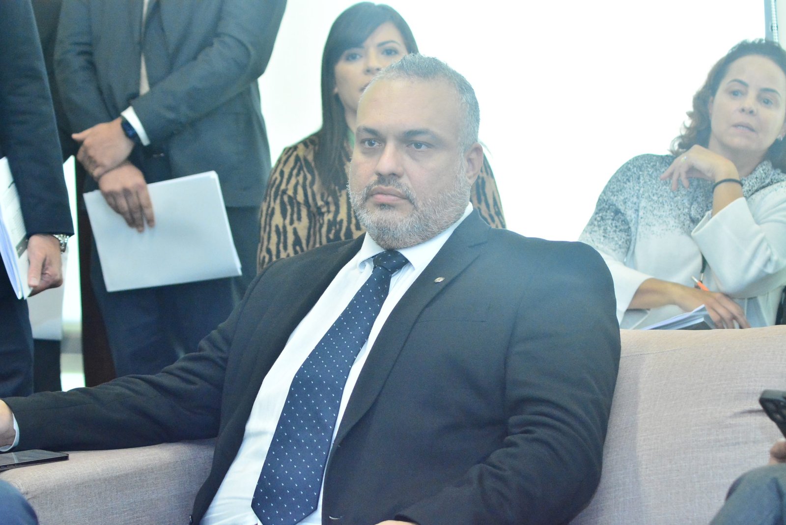 Comissão de Meio Ambiente aprova projeto de Marcos Tavares com regras para transporte de pets em aeronaves