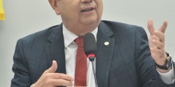 Deputado Mauro Benevides Filho (PDT-CE)