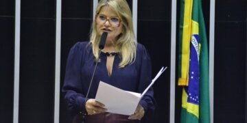 Câmara aprova projeto de coautoria de Flávia Morais que cria certificação para produção de lítio