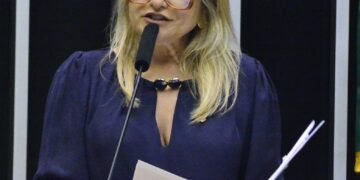 Deputada Flávia Morais (PDT-GO)