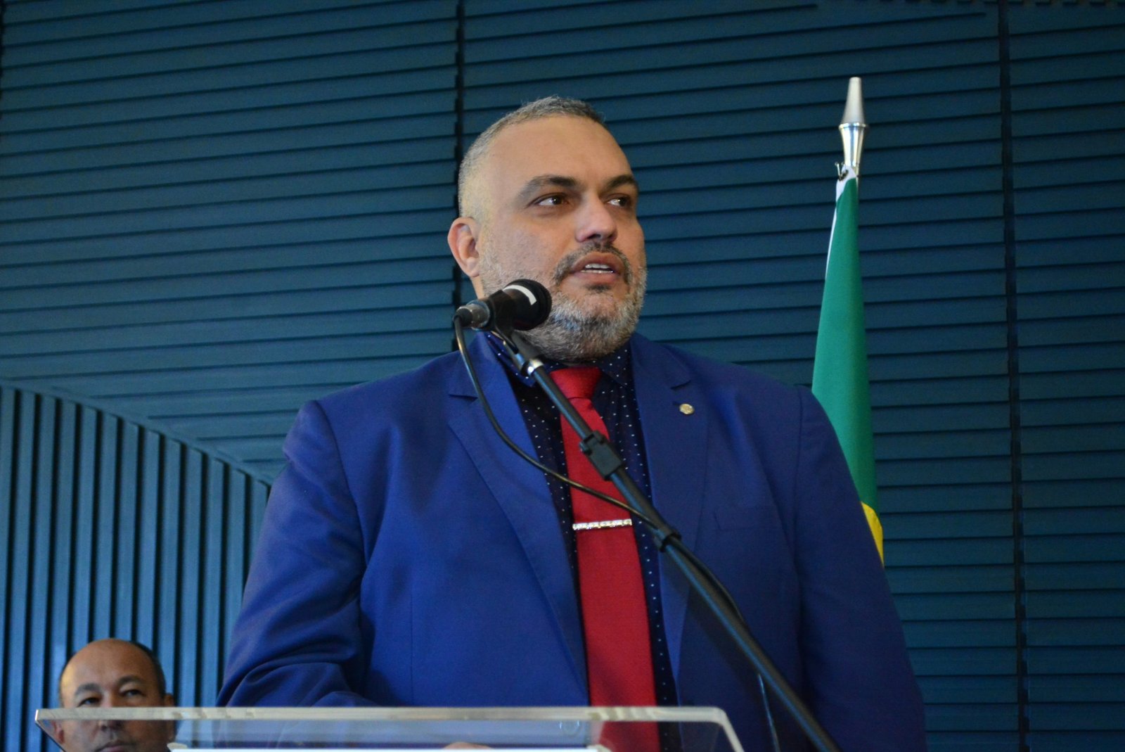 Marcos Tavares debate com representantes de instituições a política de juros no Brasil