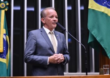 PLP 74: Emenda de André Figueiredo remove entrave fiscal e amplia oportunidades de inovação e desenvolvimento para o Brasil