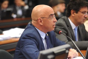 Projeto de Mário Heringer libera recursos do Fundo Geral de Turismo para a aviação regional