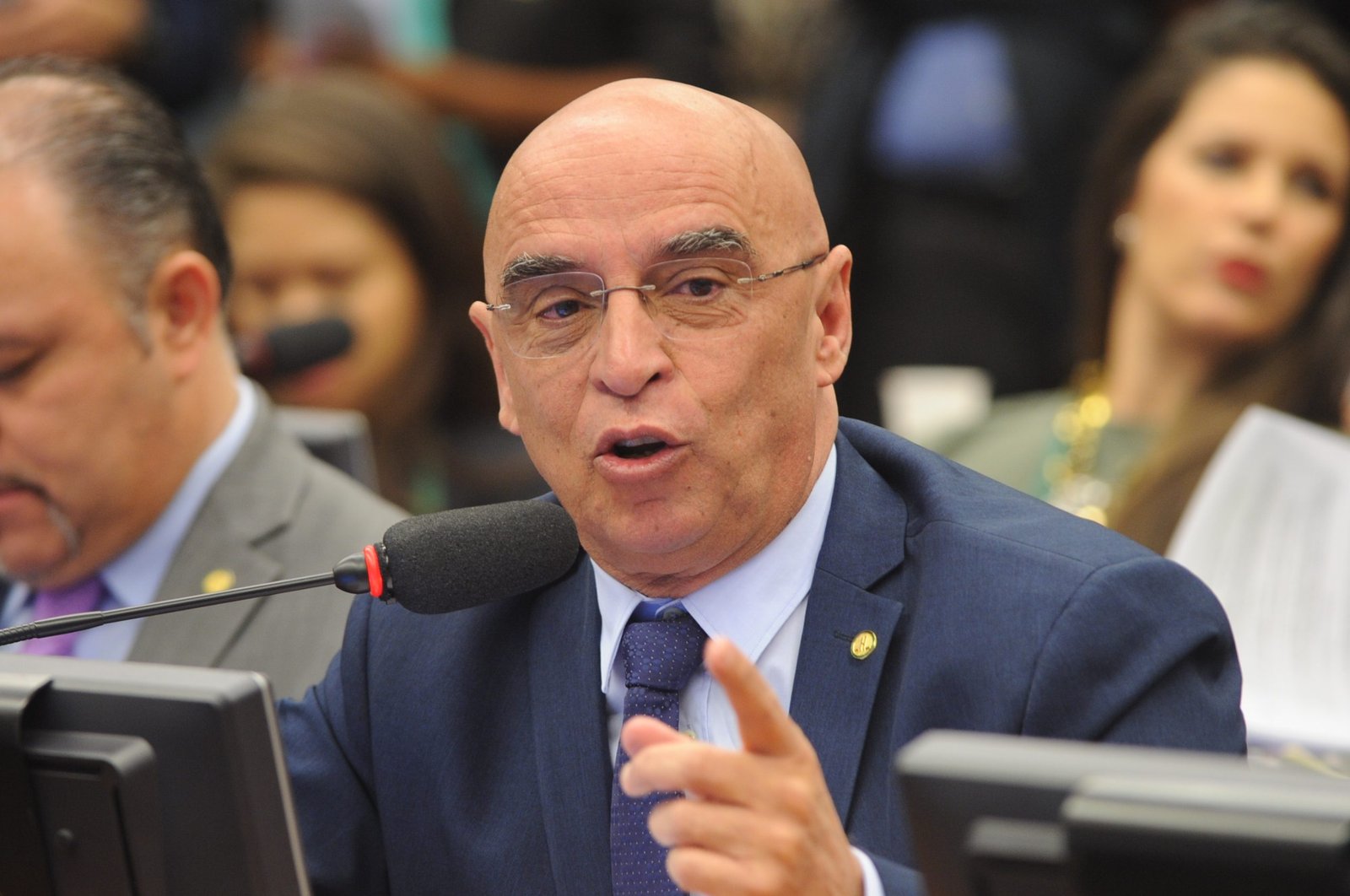 Comissão aprova projeto de Mário Heringer que cria política de proteção da pessoa com autismo