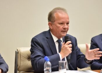 André Figueiredo é coautor de projeto que insere novas regras à lei do estágio de estudantes