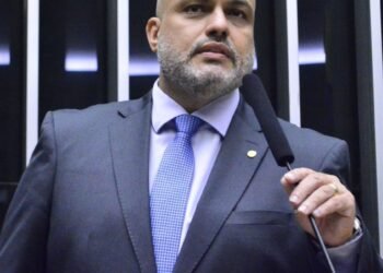 Crime contra aposentado, pensionista e outros poderá causar reclusão de até dez anos e multa