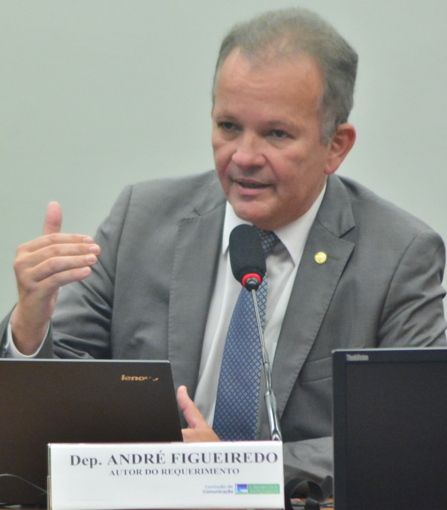 Deputado André Figueiredo (PDT-CE)