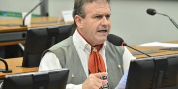 Aprovado projeto de Pompeo de Mattos que altera regra para concessão do BPC