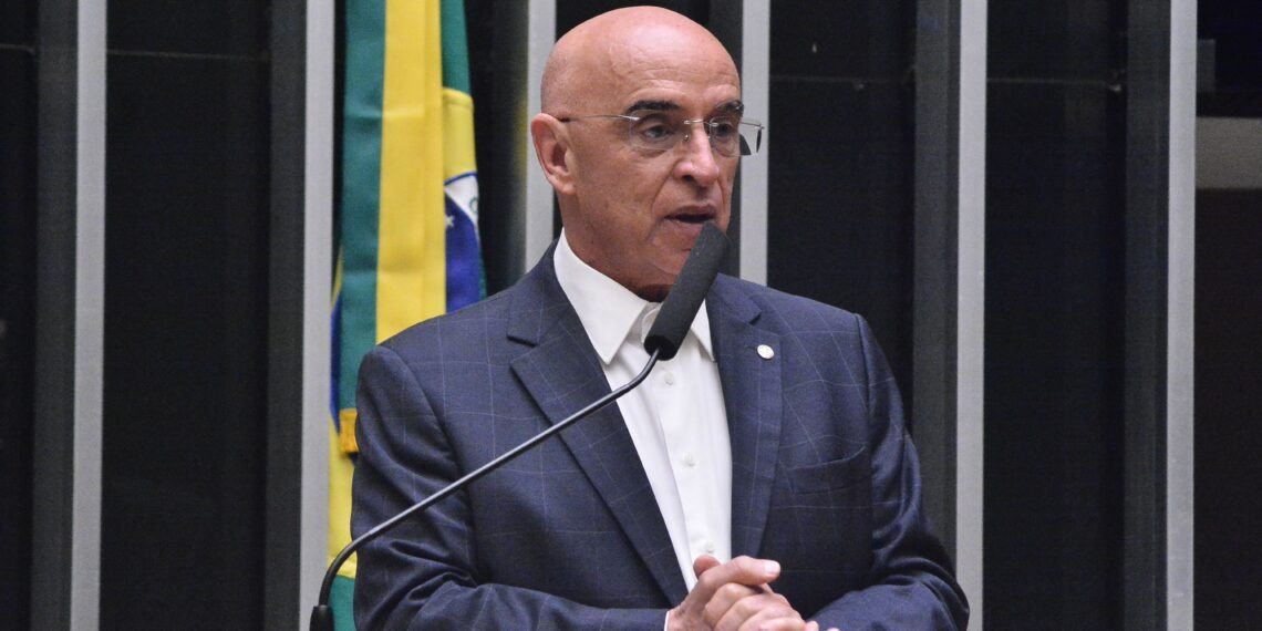 Câmara aprova urgência subscrita por Mário Heringer para projeto que cria a Universidade Federal do Xingu