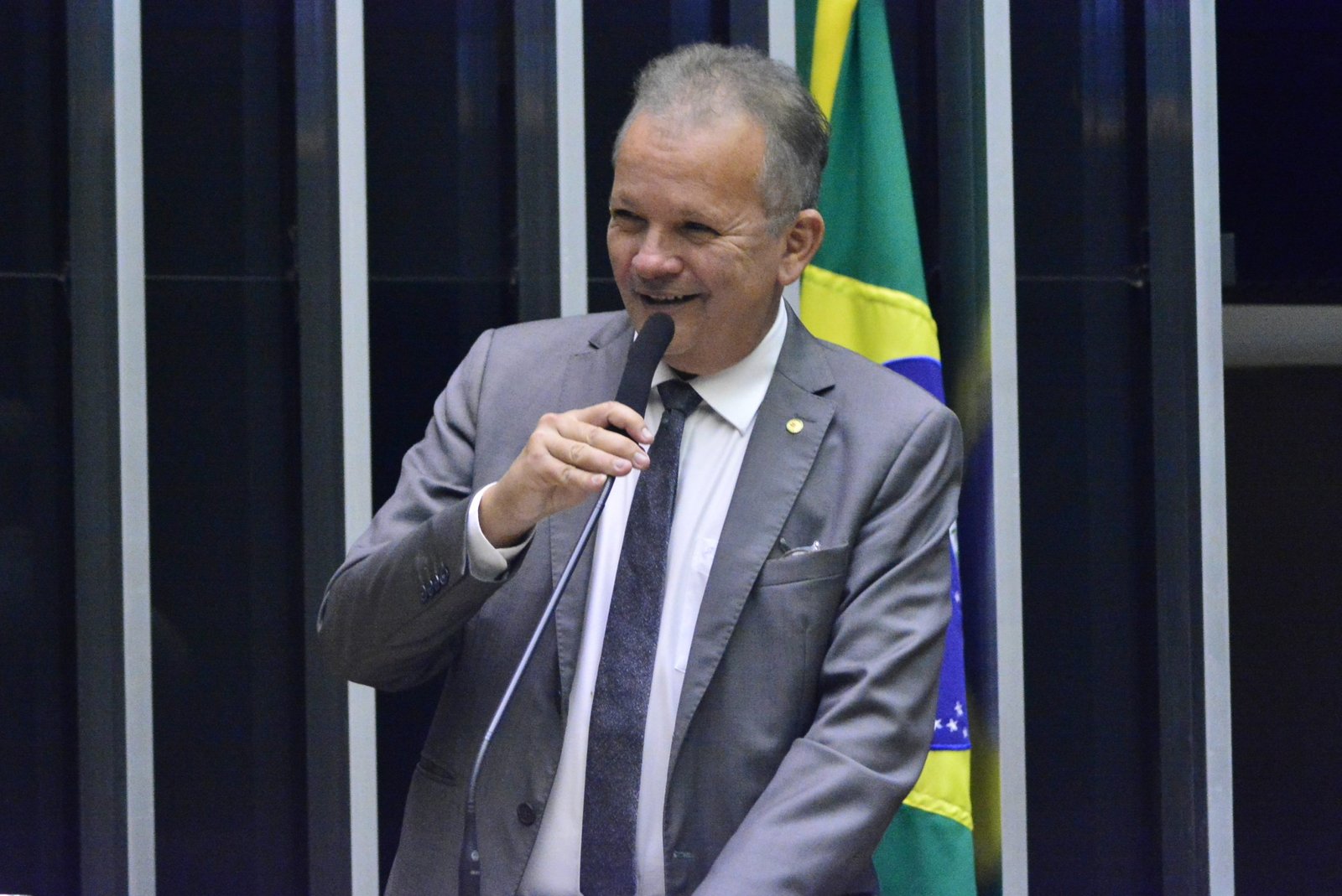 André Figueiredo é o novo líder da Maioria na Câmara