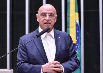 Projeto de Dr. Mário obriga agressor de mulher a participar de programas de recuperação e reeducação