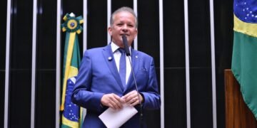 Doença autoimune (MOGAD) que atinge o cérebro poderá ter acompanhamento integral pelo SUS