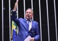 André Figueiredo propõe alterar leis para garantir escola à mulher vítima de violência