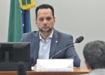 Projeto de Josenildo reduz carga horária para servidor que ateste fibromialgia