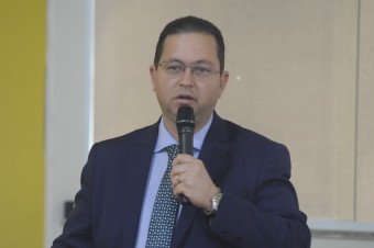 Perfil: Deputado Alex Santana (BA)
