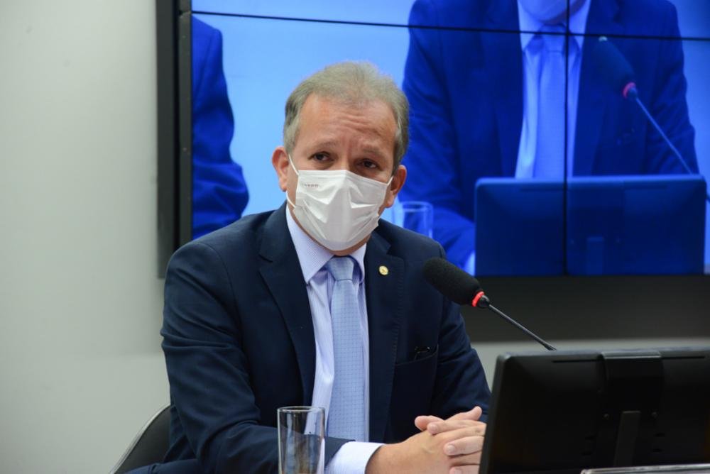 GT sobre Advocacia Pública aprova requerimentos de André Figueiredo