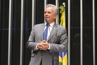 Proposta proíbe que gestantes ou lactantes trabalhem em local que ofereça riscos à saúde