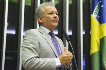 Projeto de André Figueiredo que impõe prazo para medidas cautelares vai à sanção presidencial