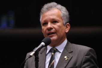 Câmara aprova MP do programa nacional de microcrédito com emenda do PDT