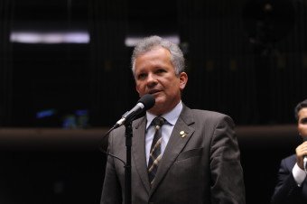 Aprovado parecer de André Figueiredo que favorece micro e empresas de pequeno porte