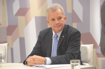 André Figueiredo fala ao jornal “O Povo” sobre ato virtual pelo impeachment de Bolsonaro
