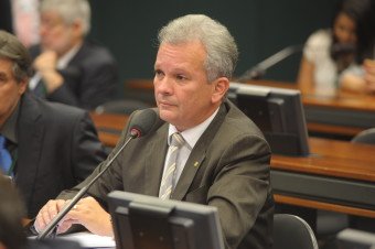 Projeto institui a contribuição social sobre aplicações financeiras