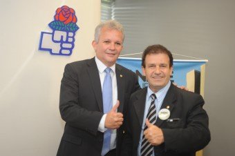 André Figueiredo e Pompeo de Mattos compõem a comissão representativa que atuará no recesso