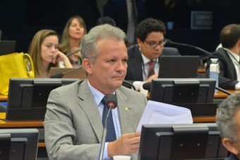Ciência e Tecnologia aprova a abertura de dados pelos Três Poderes para consulta popular
