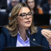 Câmara vai analisar texto de Leila Barros que acaba com a taxa das blusinhas