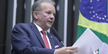 Aprovado projeto de André Figueiredo que fixa salário mínimo para advogado da iniciativa privada