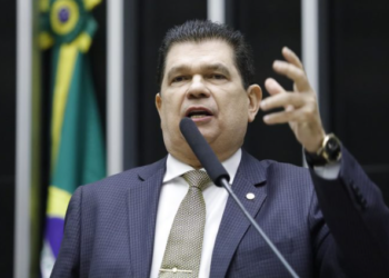 Câmara conclui votação do relatório de Mauro Benevides Filho ao projeto que regulamenta a reforma tributária