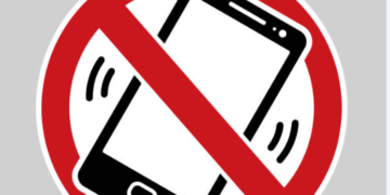  Sancionada lei que limita uso de celulares nas escolas