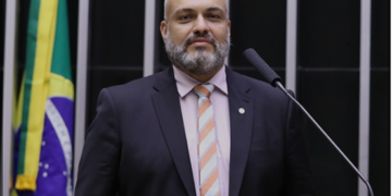 Projeto regulamenta padrões de qualidade e segurança em casas de repouso e asilos