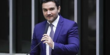 Celso Sabino exalta potencial do Pará e a tentativa de apropriação de terras paraenses por outros estados