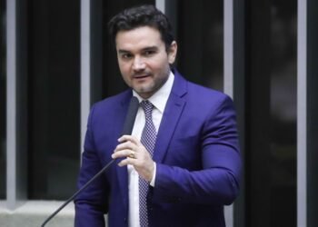 Câmara analisa projeto de Celso Sabino que obriga comerciante fornecer ao consumidor troco em espécie