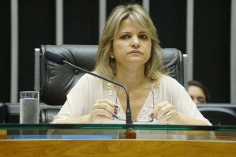 Comissão analisa permissão para instituição privada cobrar dívida ativa