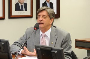 Dagoberto propõe indenização não pecuniária para preso em situação degradante