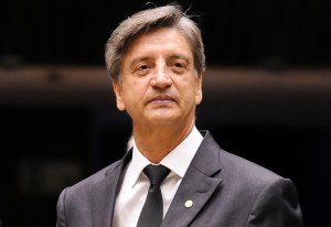 Projeto prevê pena mais dura para pichadores