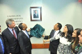 Damião Feliciano é homenageado com foto na galeria de ex-presidentes da Comissão do Esporte