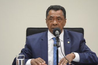 Educação inclui idoso em curso superior oferecido pelos IFES