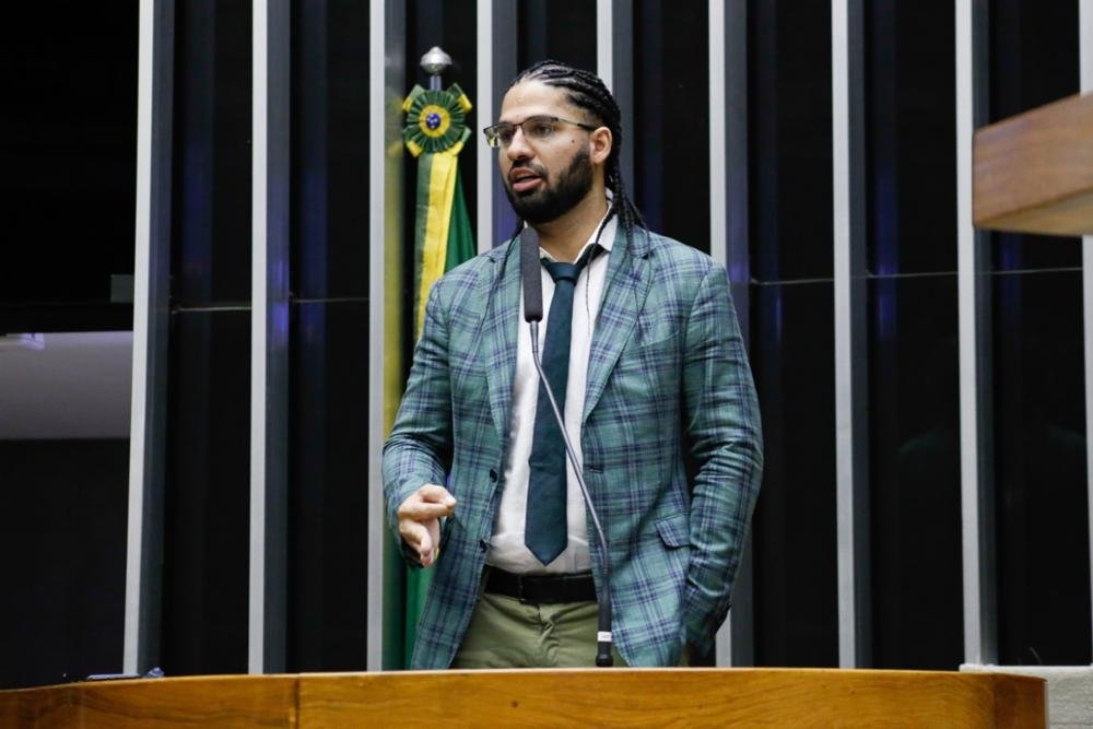 Câmara aprova PL de David Miranda que inclui policiais no Programa Nacional de Qualidade de Vida