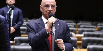 Câmara aprova urgência para projeto de Dr. Mário Heringer que quebra patente das “canetas emagrecedoras”