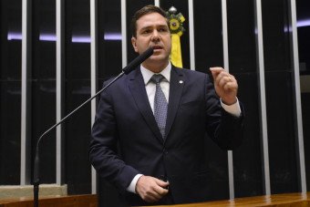 Comissão especial aprova mudança de regra para repasse de emendas individuais