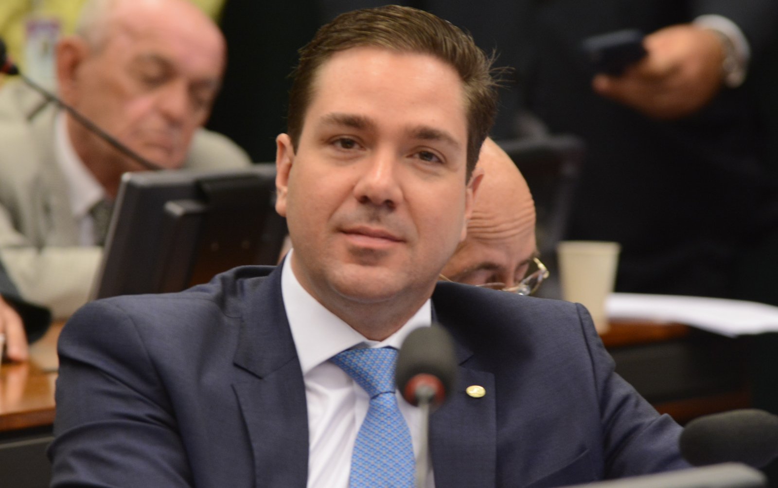 CCJ aprova projeto de Bismarck que reconhece o carnaval de Aracati como manifestação da cultura nacional