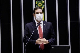 Projeto criminaliza oferta de empréstimo a aposentado e pensionista por telefone
